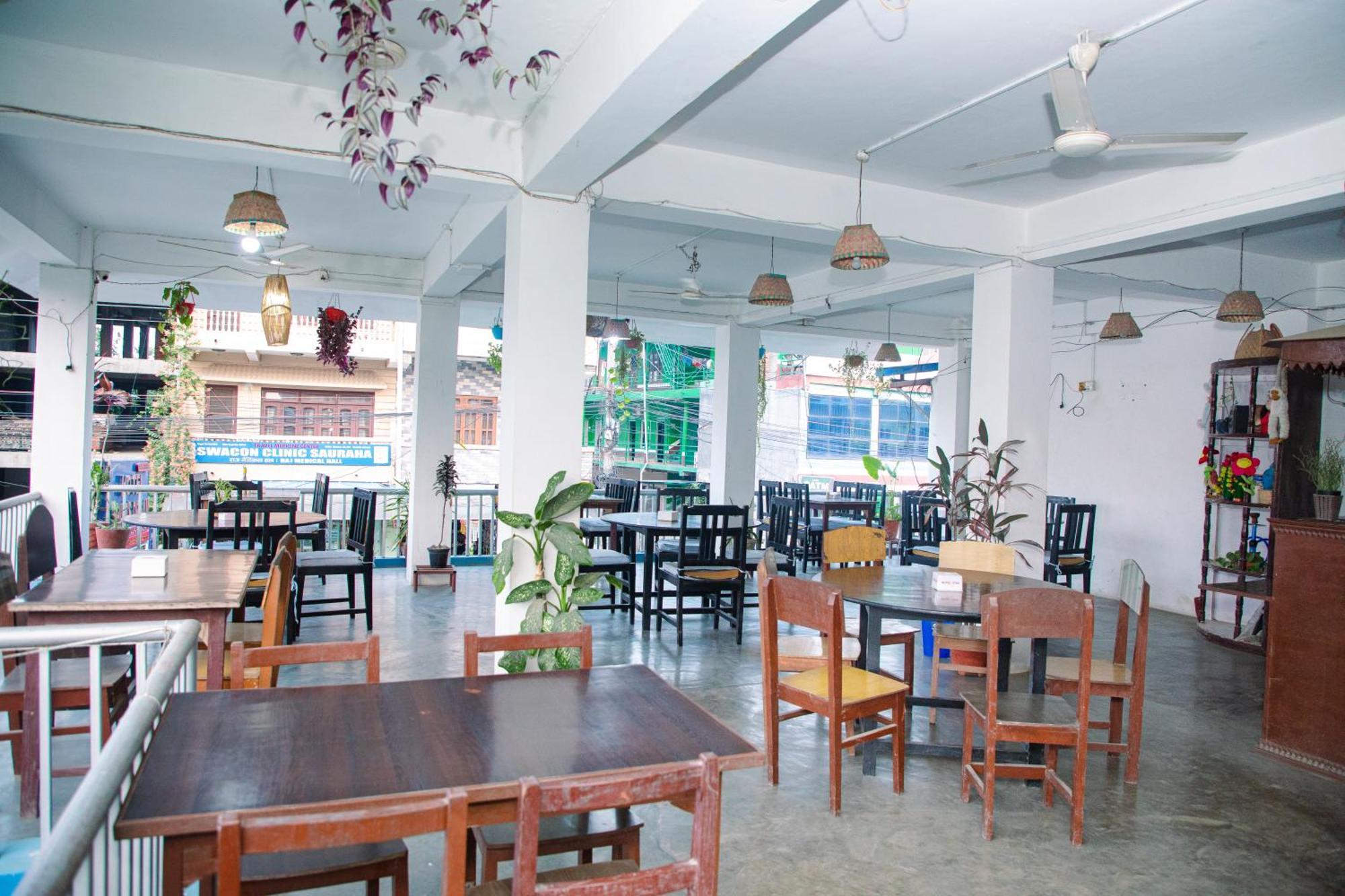 Hotel Shiva'S Dream Sauraha Bagian luar foto