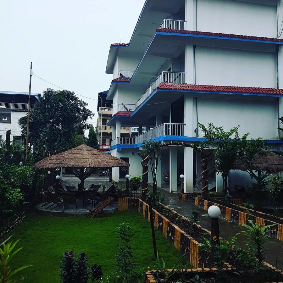 Hotel Shiva'S Dream Sauraha Bagian luar foto
